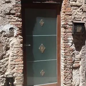 Nel Borgo Roccatederighi