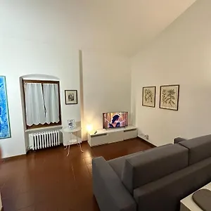 dreaming-borgo-roma-apartment.hotelinveneto.com/